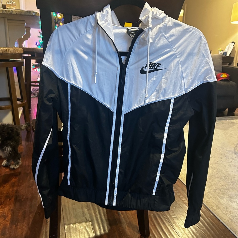 NIKE women’s jacket!!
